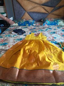 Cute Yellow Girls Clothing