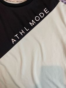 h&amp;m sports athletic mode tshirt
