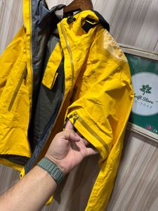 Millet Gore-Tex Pro Shell Waterproof Hooded Jacket