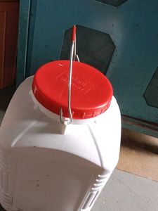 Plastic Food Storage Container