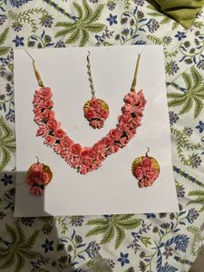 Floral Hair Accessories