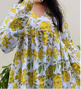 Floral V-Neck Babydoll Tunic