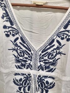 Authentic Mk Embroidered White Top