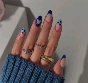 Daisy Dream Nails