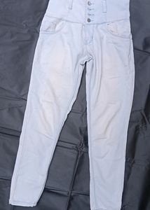 Sat Of Two Jeans 👖 For You