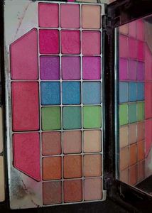 Makeup Kit