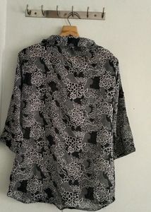 Black And white Net Shrug