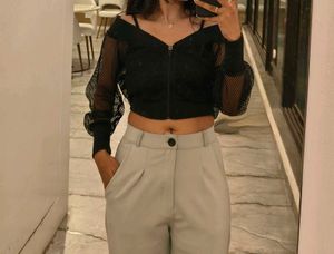 BLACK SHEER/SEE THROUGH TOP 🖤