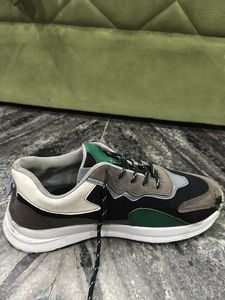 AIR Mens Casual Shoes 7 Size