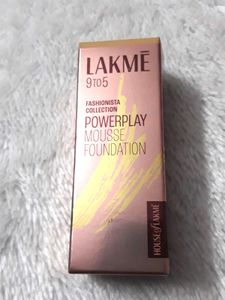 LAKME Powerplay Mousse Foundation, Matte Finish, F