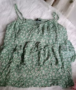 Aesthetic Top🌷 Branded