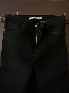 Black Jeans