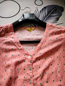 Global Desi Kurta M Size With Openable Buttons