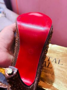 Crystal Golden Star Heels New With Box