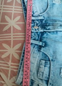 New unused URBANIC Solid Women Denim Shorts