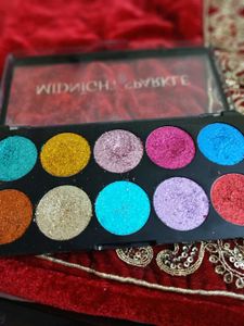 Swiss Beauty Gliiter Eyeshadow Pallete