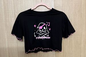 Playful Black Skull &amp; Bones Cropped Tee