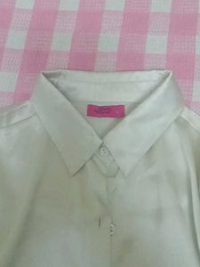 Elegant White Long Sleeve Shirt