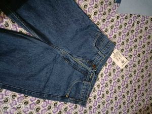 Wide Leg Jeans( New)