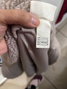 H&amp;M Beige Fleece Gillet