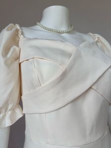 Offwhite Creme Midi Gown