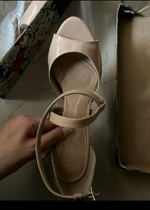 Combo Of 3 Heels. Got Them Here But They Are Big.
