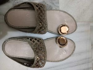 Ladeis Footwear