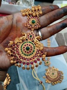 Ruby Stone Jewellery Set