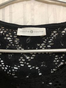 Cache  Black Sleeveless Lace Top