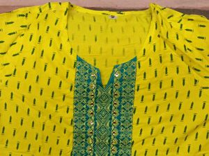 Combo-BrandNewYellow+GreenPrinted&UsedCremKurtaSet