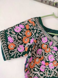 💚 Elegant Green Lehenga Choli 🌸
