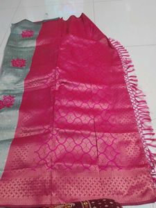Elegant Silk Blend Saree