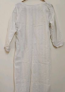 Elegant White Embroidered Kurta