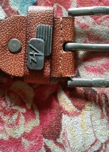 Belt buckle