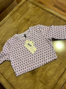 purple full sleeves crop top