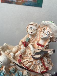 Beautiful Show Piece On Discount Must Buy