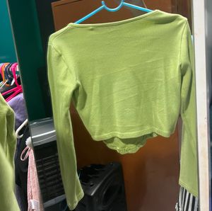 Women crop top