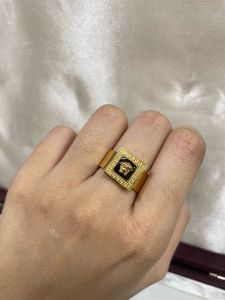 Statement Ring