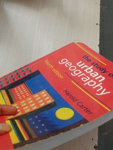 THE STUDY OF URBAN GEOGRAPHY