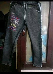 Stylish Gray Sweatpants Combo For Women