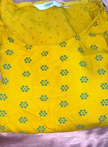 MAX Yellow Printed Top