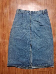 vintage y2k style denim skirt