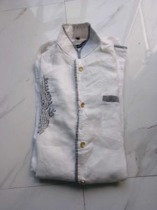 White Embroidered Kurta