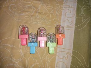 Magic Color Lip Gloss