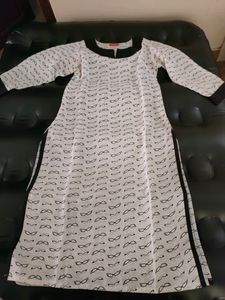 *Price Drop* White With funky Black Print Kurt