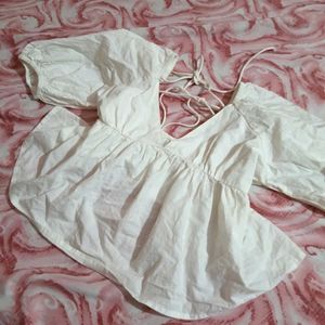 Puff Sleeves Top