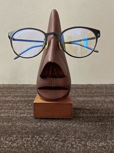 Spectacle Holder