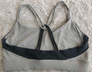 🩶Victoria’s Secret VSX Gray&amp;Black sports bra