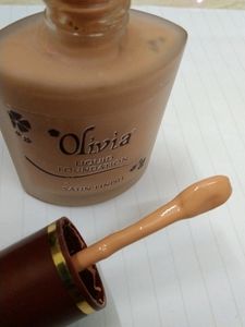 Olivia Liquid Foundation Satin Finish