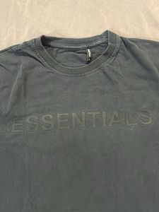 Essentials Tee